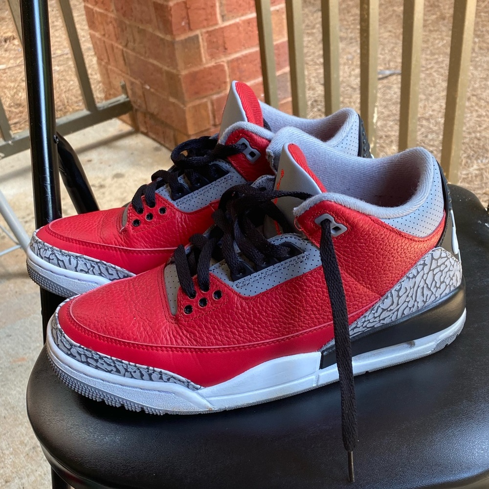 Jordan 3 size 8 good condition